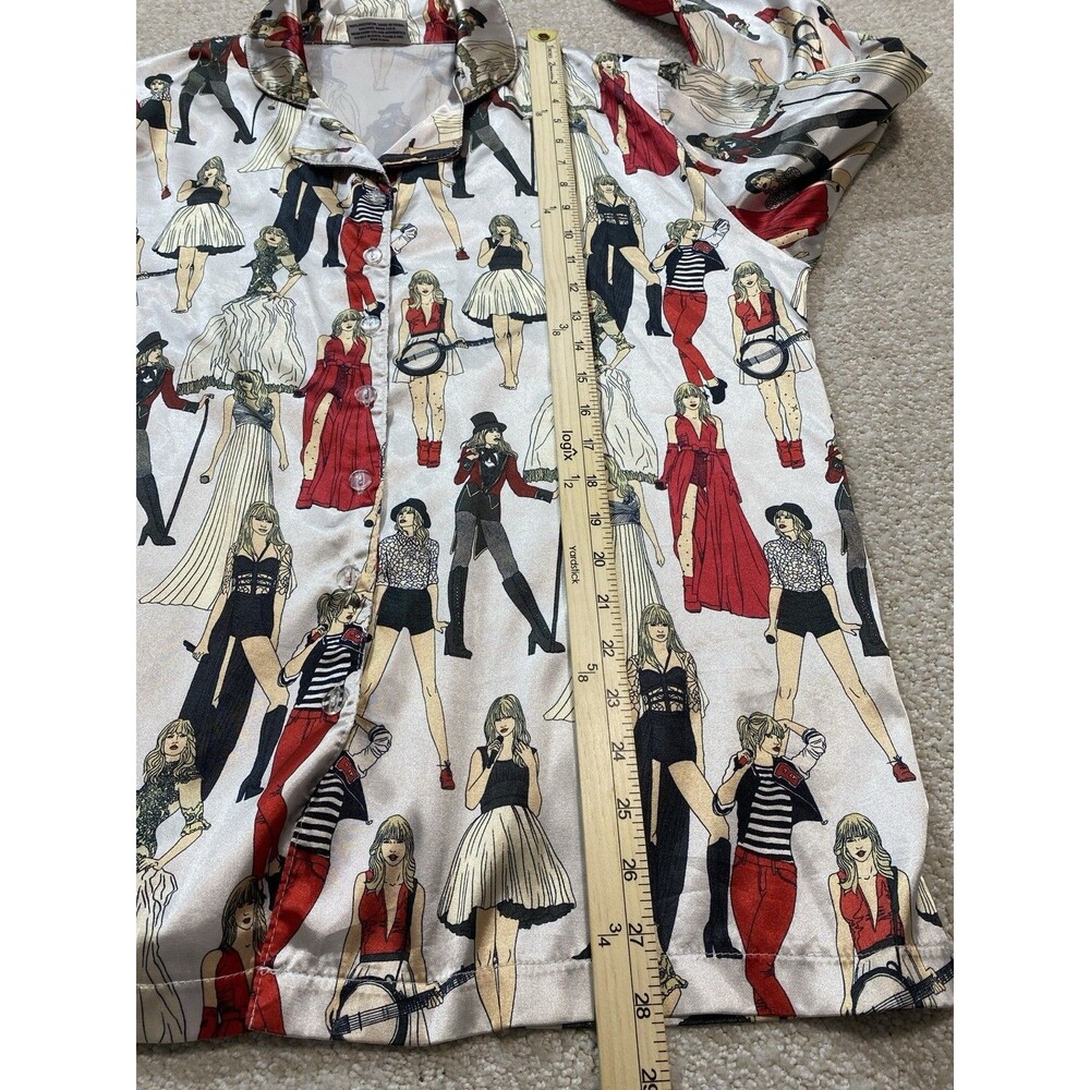 Taylor Swift Pajama Shirt Size M Multicolored AOP Red Taylor's Version Eras - Picture 11 of 15